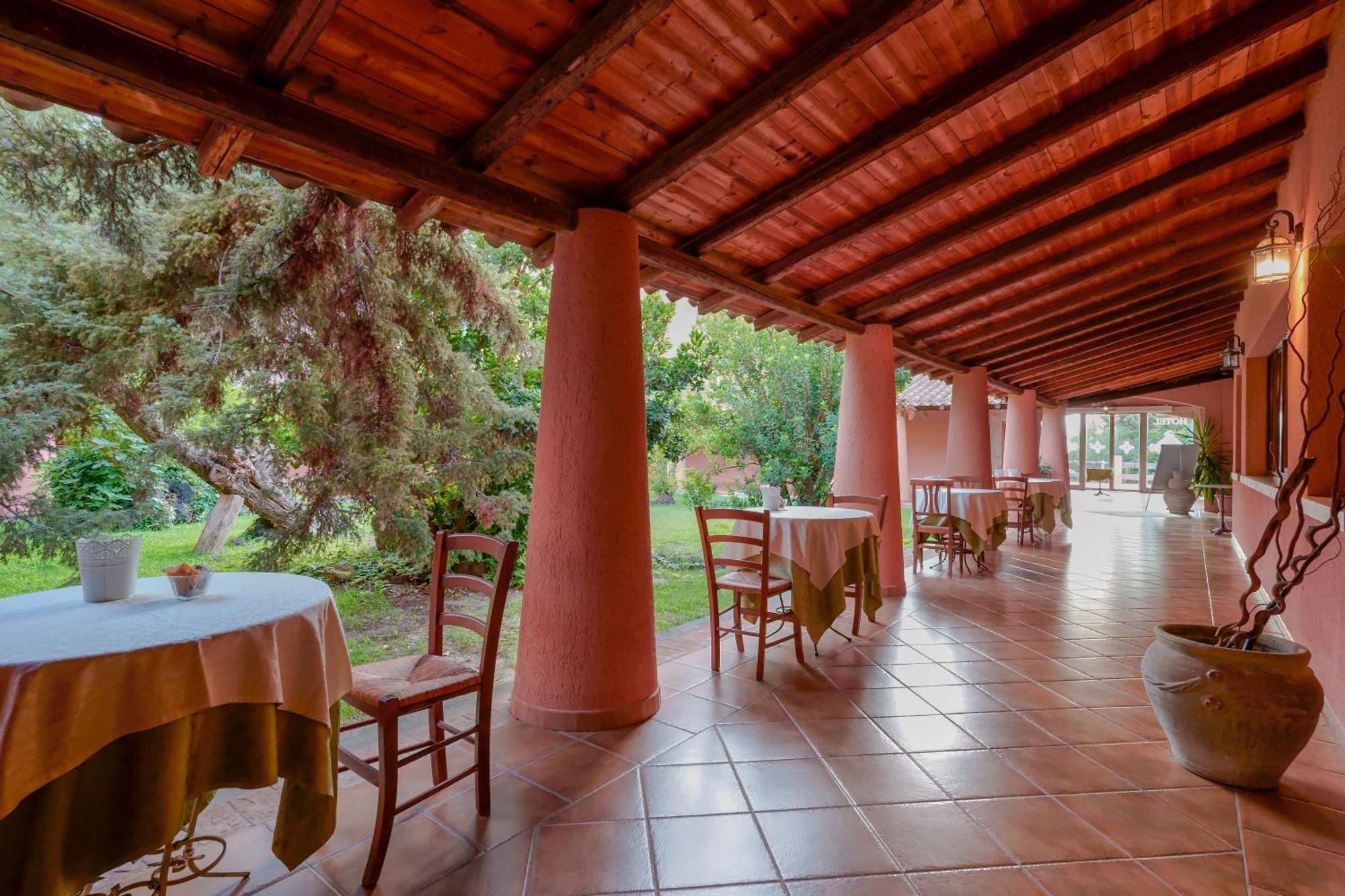 Hotel I Ginepri Quartucciu Exteriér fotografie